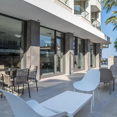 Ξενοδοχείο Random By Lookbookholiday Μαρμαρίς