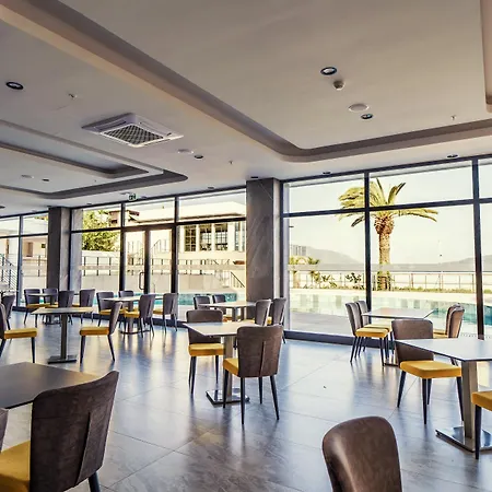 Random By Lookbookholiday Ξενοδοχείο 3*