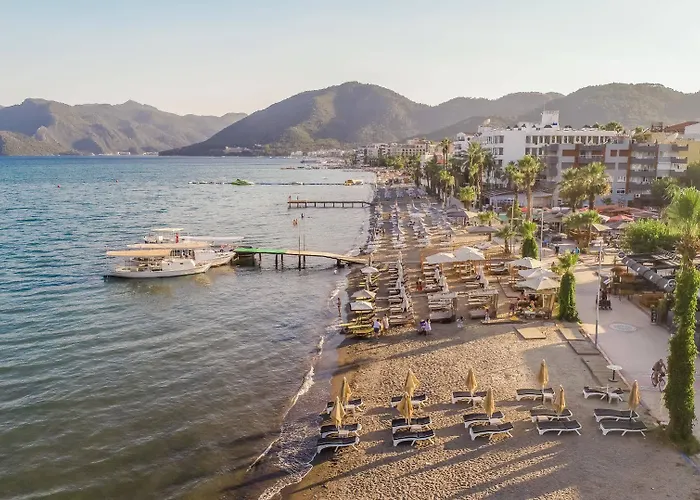 酒店 Random By Lookbookholiday 马尔马里斯