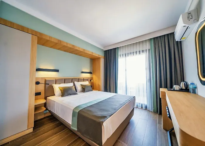 Random By Lookbookholiday 酒店 3*