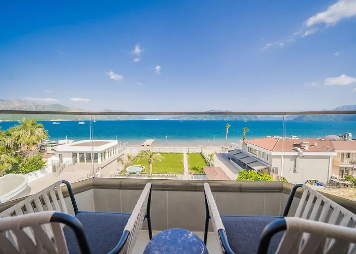 Random By Lookbookholiday 酒店 3*