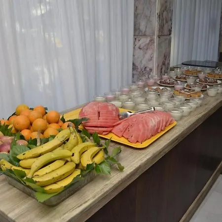 Random By Lookbookholiday