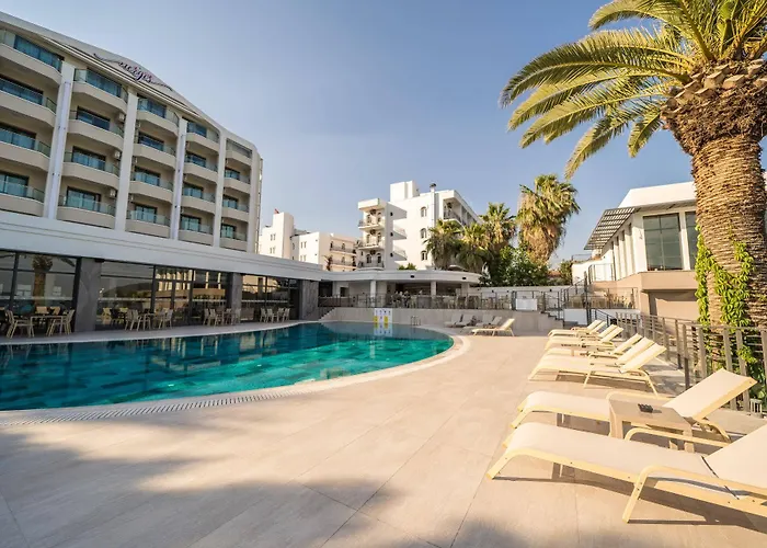 ホテル Random By Lookbookholiday マルマリス