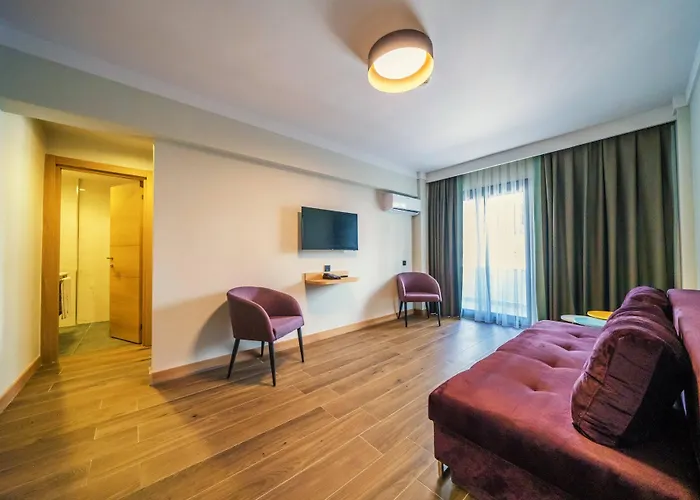 Random By Lookbookholiday ホテル 3*