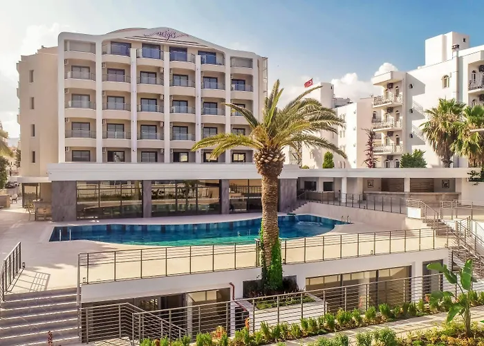 Random By Lookbookholiday ホテル 3*