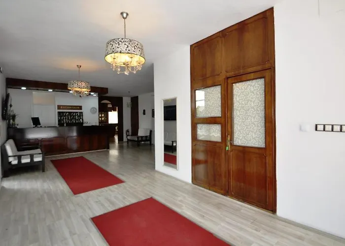 ホテル Random By Lookbookholiday マルマリス