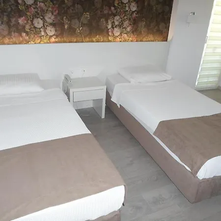 Random By Lookbookholiday Otel Marmaris