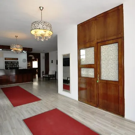 Otel Random By Lookbookholiday Marmaris