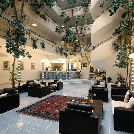 Otel Random By Lookbookholiday 3*