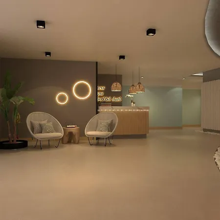 Otel Random By Lookbookholiday